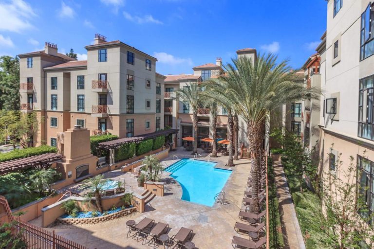 pasadenagatewaypic3 768x512