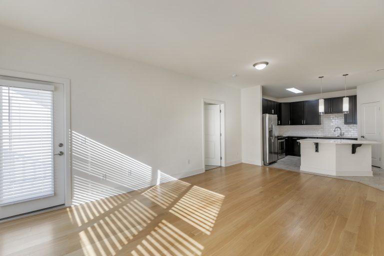 COLLINGS AT LUMBERYARD 116 768x512